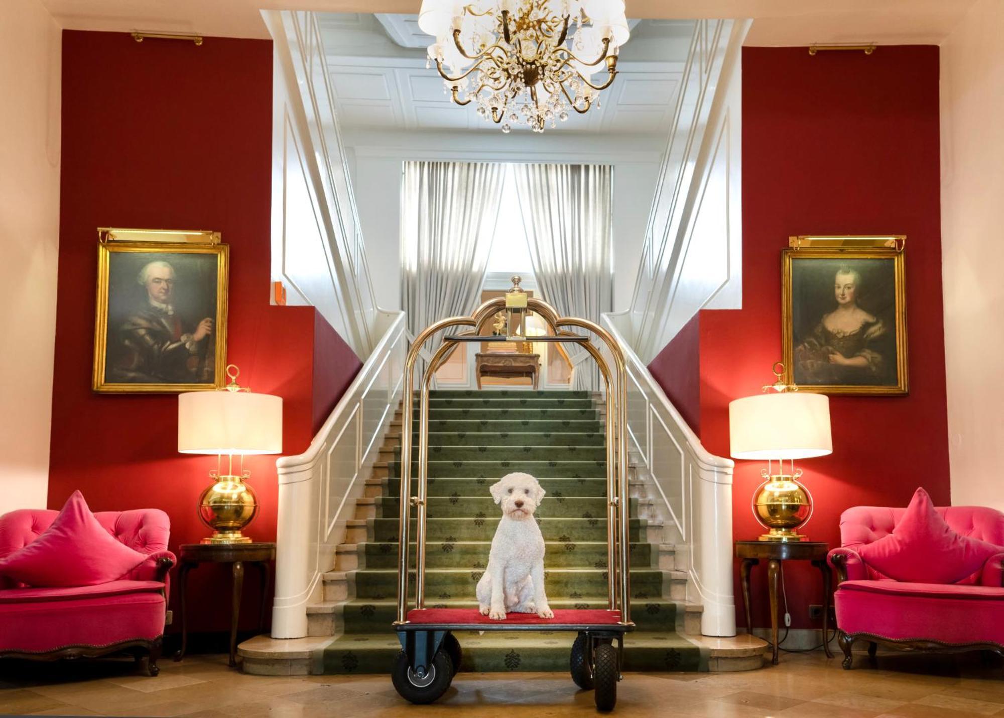 Hotel Europaeischer Hof Heidelberg, Bestes Hotel Deutschlands In Historischer Architektur Exteriér fotografie Lobby